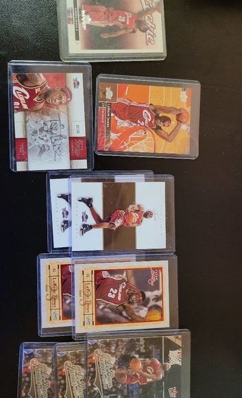 Lebron James basketball cards! Rookie cards and more! Trading cards Vintage - Picture 2 of 2